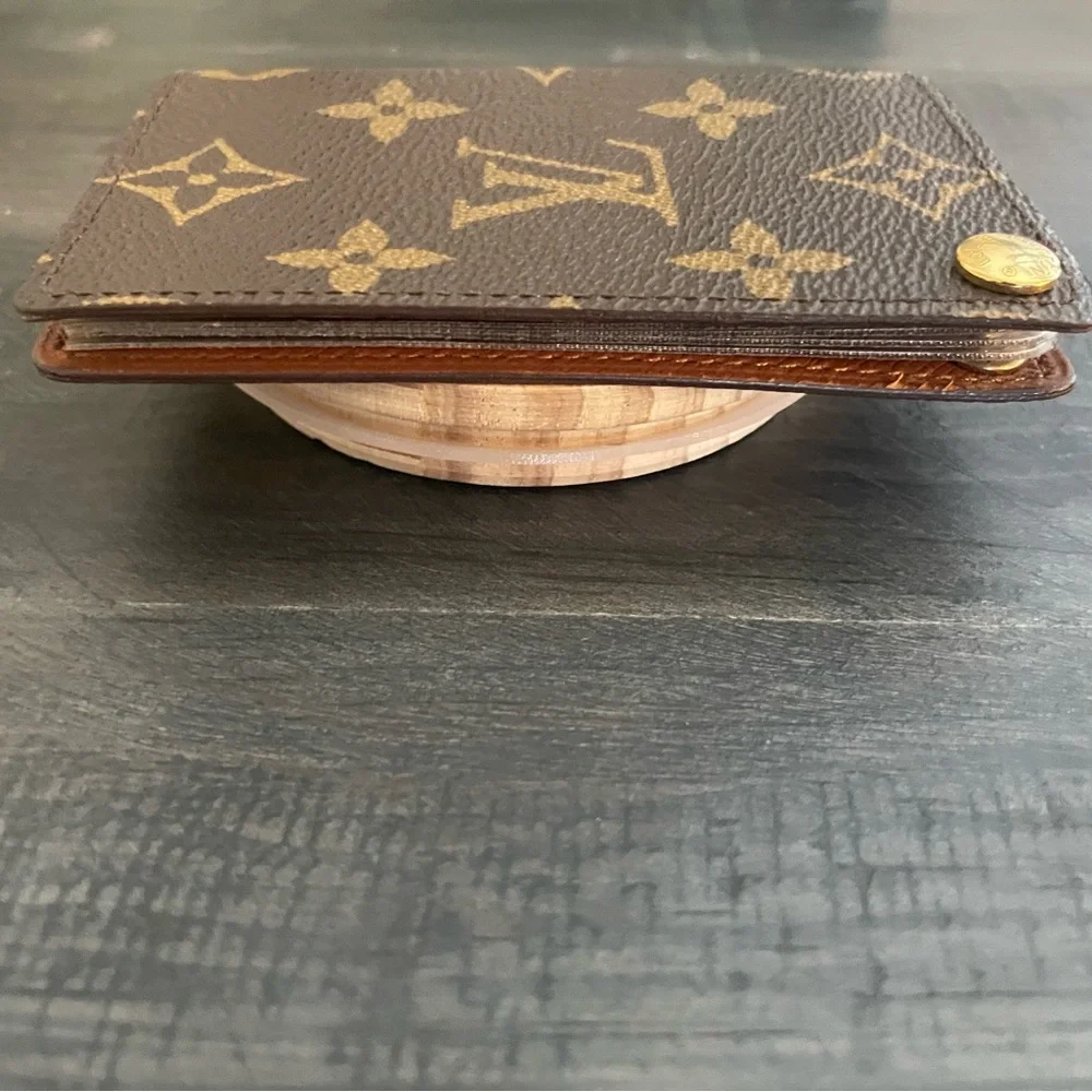 🔥Low Start Louis Vuitton Card Holder🔥 - Picture 6 of 9